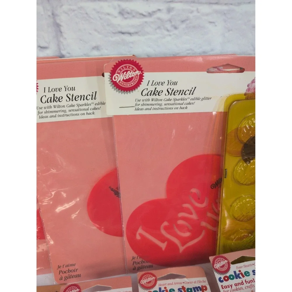 VTG NEW LOT30🩷Wilton Hearts Valentines Cookie Stamp Decor Stencil Cottage Baker